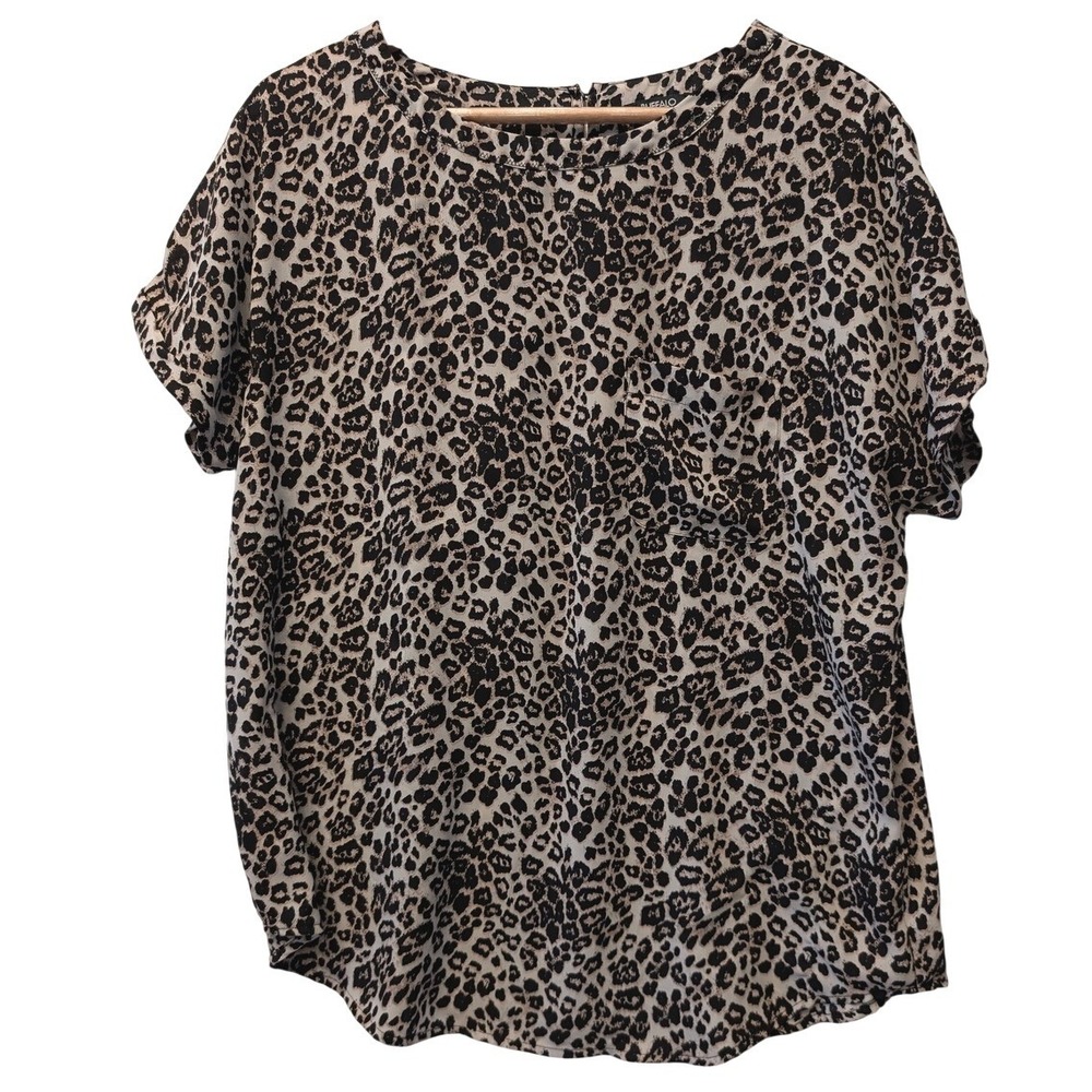 Buffalo David Bitton Leopard Print Short Sleeve Blouse Crew Neck Tan Black L